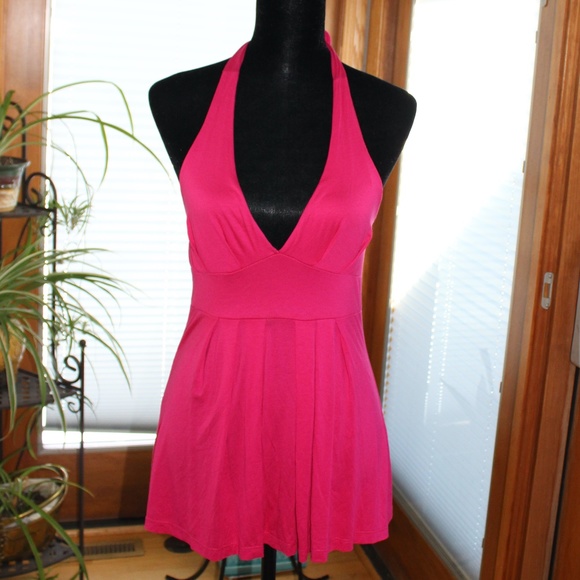 Voice Tops - Voices Halter Top Hot Pink NWT Sz Medium Juniors